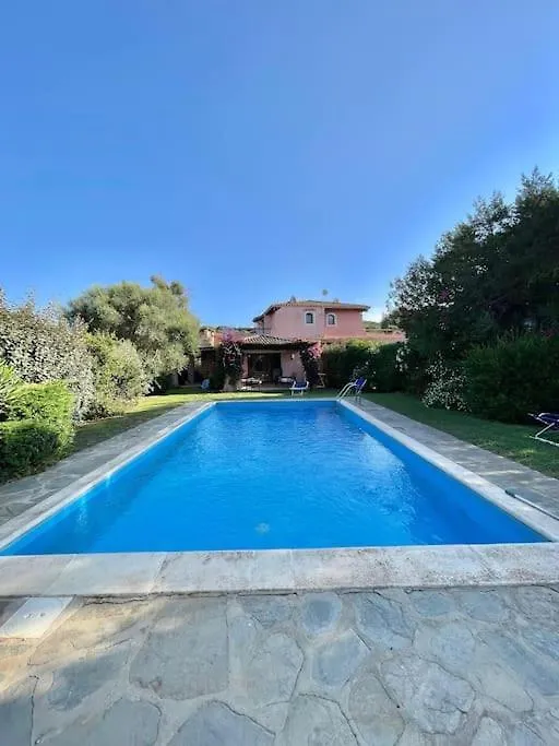 Villa Rosa Con Piscina Privata Punta de su Torrione Italy